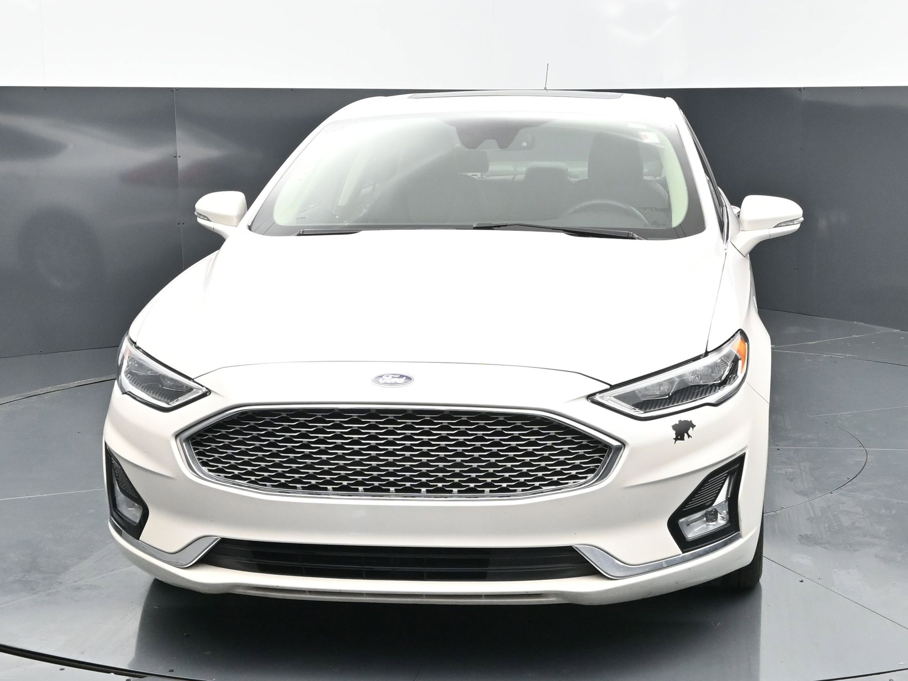 Used 2020 Ford Fusion Energi Titanium FWD image 8