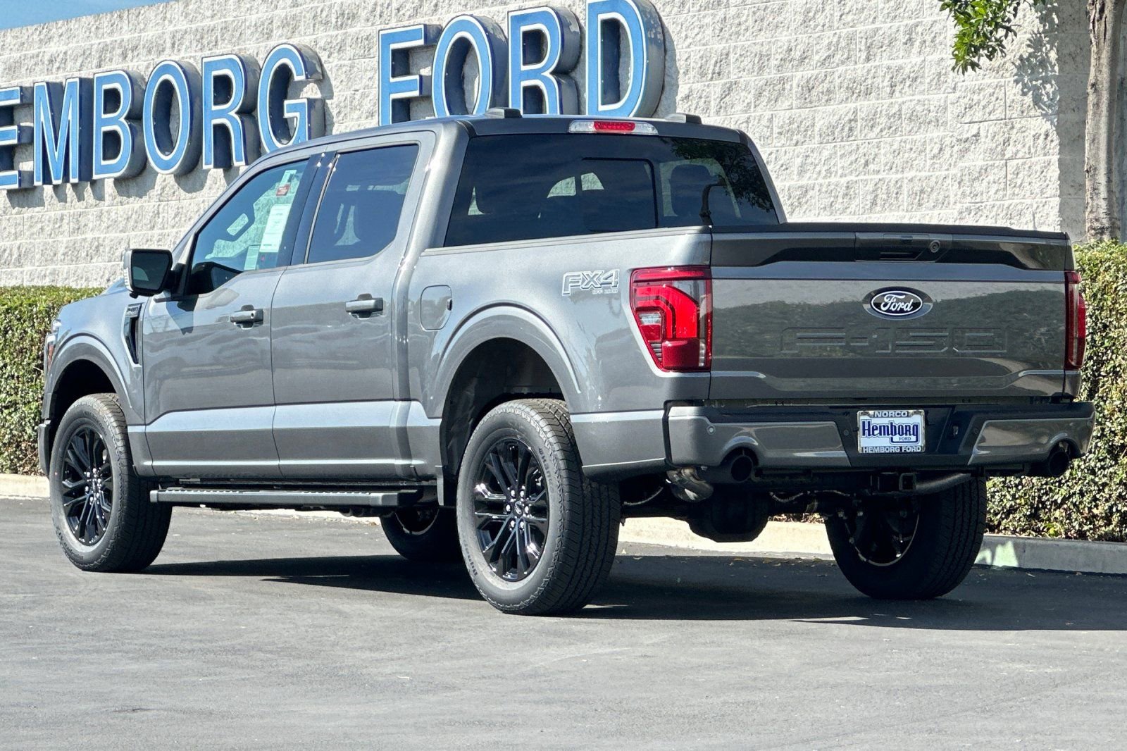 New 2026 Ford F150 Lariat w/ Equipment Group 501A Mid image 6