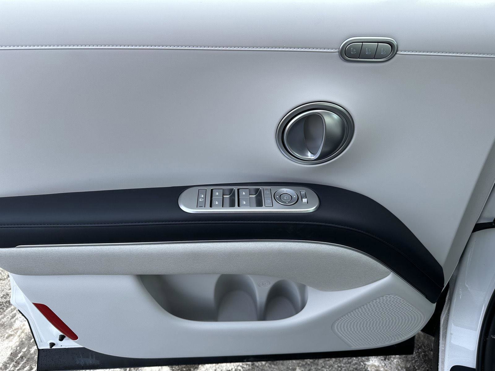 New 2026 Hyundai Palisade Calligraphy image 3