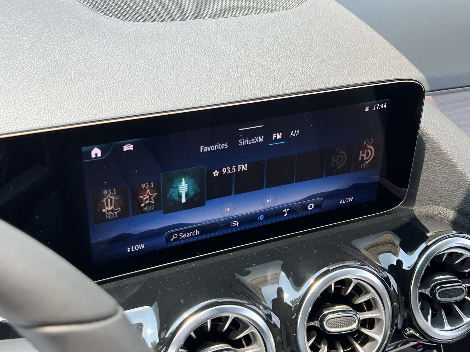 New 2026 Mercedes-Benz GLA 250 4MATIC image 23