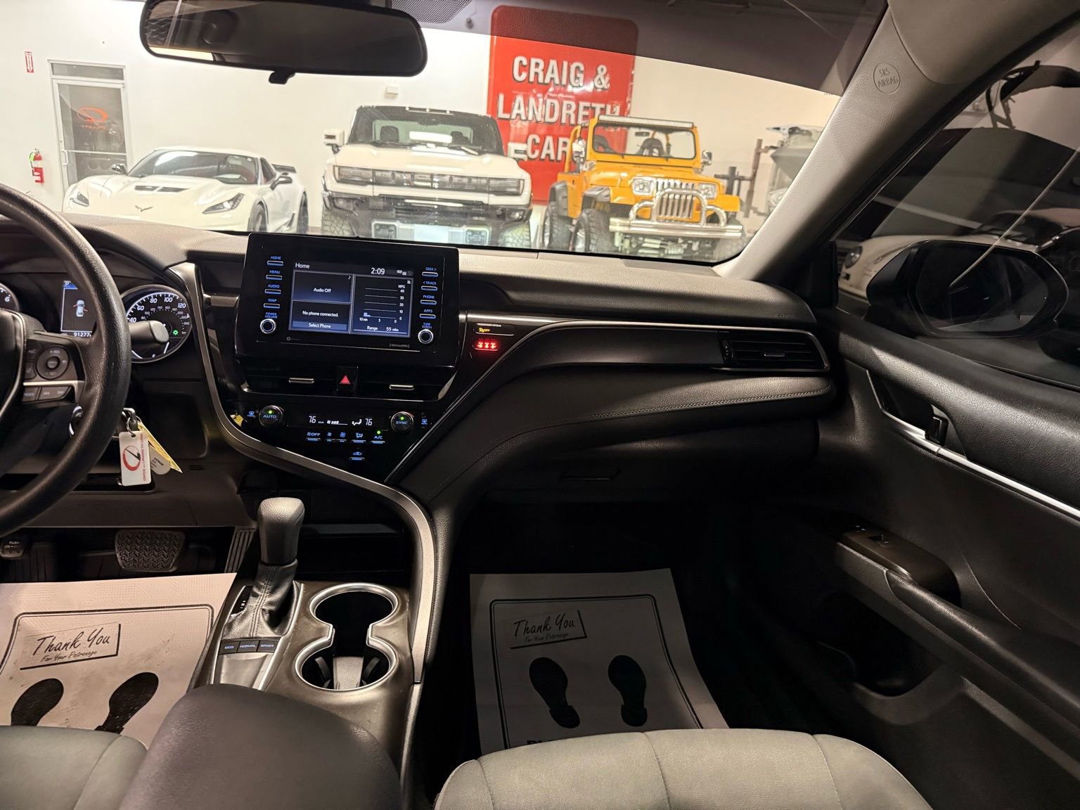 Used 2022 Toyota Camry LE image 26