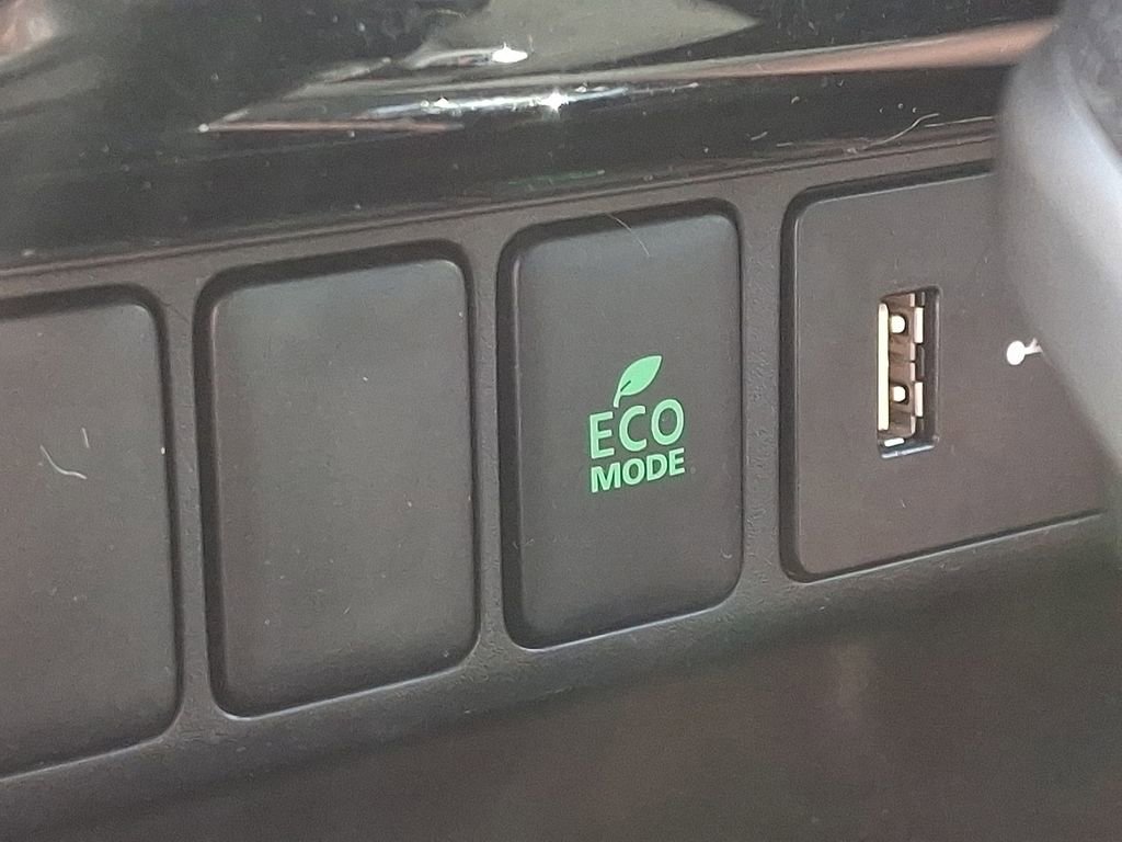 Used 2023 Mitsubishi Eclipse Cross ES image 23