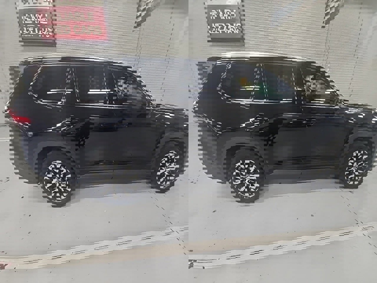 Used 2024 Toyota Grand Highlander AWD Hybrid image 4