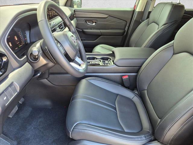 New 2026 Honda Pilot Touring image 4