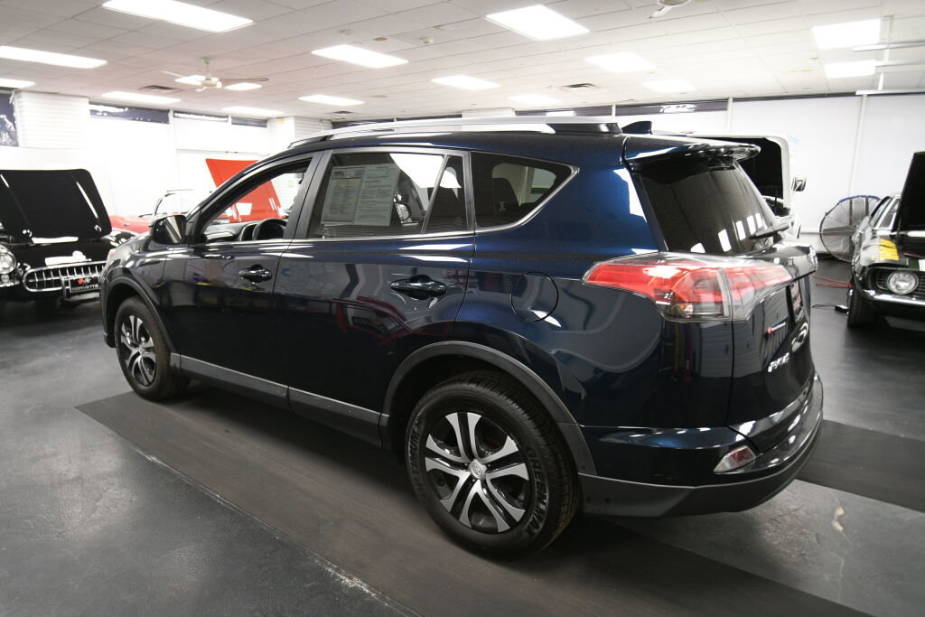 Used 2017 Toyota RAV4 LE w/ All Weather Liner Package FWD image 5