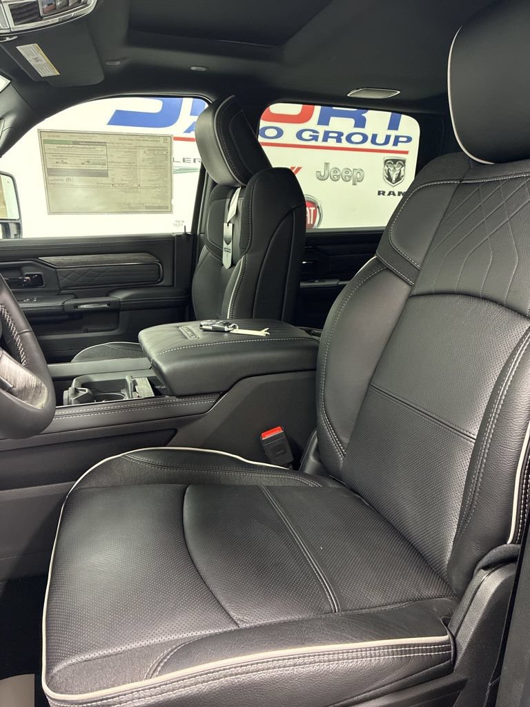 New 2026 RAM 2500 Limited AWD/4WD image 10