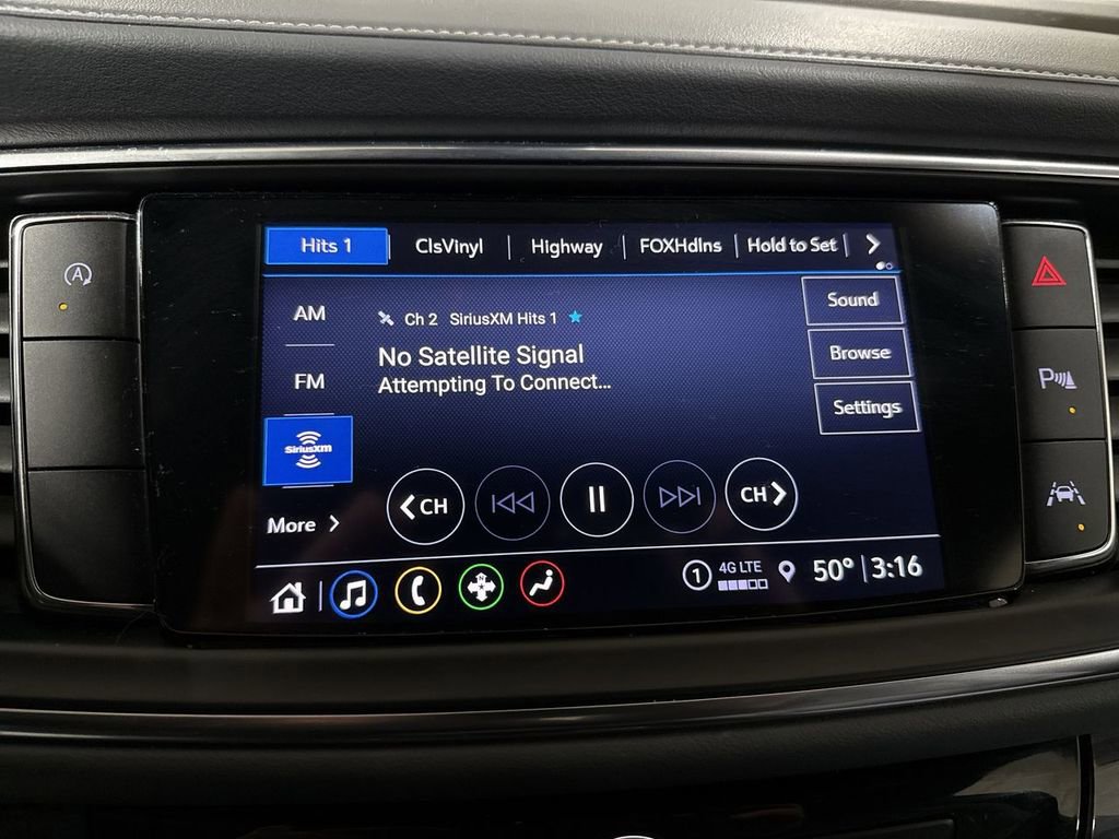 Used 2023 Buick Enclave Essence image 14