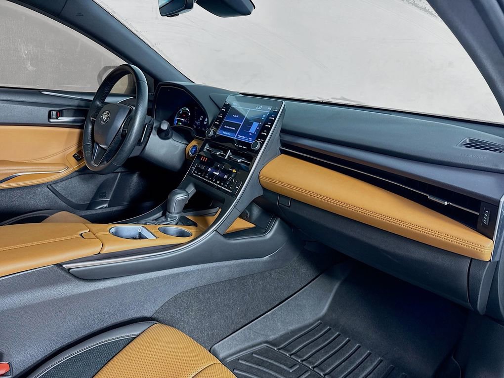 Used 2021 Toyota Avalon XSE image 35