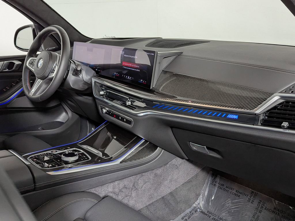 Used 2026 BMW X7 M60i image 34