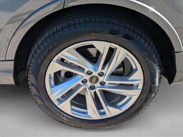 Used 2023 Audi Q7 3.0T Premium w/ Convenience Package image 24