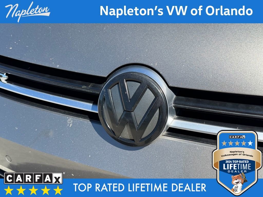 Used 2015 Volkswagen Golf R 4-Door image 7