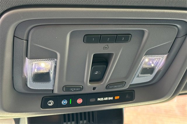 Used 2025 GMC Sierra 3500 Denali image 76