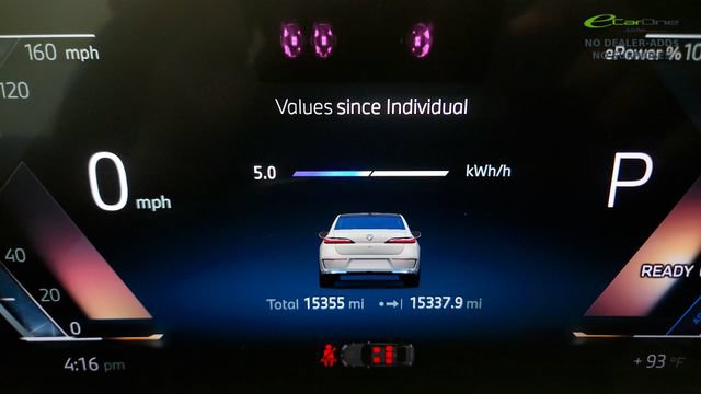 Used 2023 BMW i7 xDrive60 AWD/4WD image 56