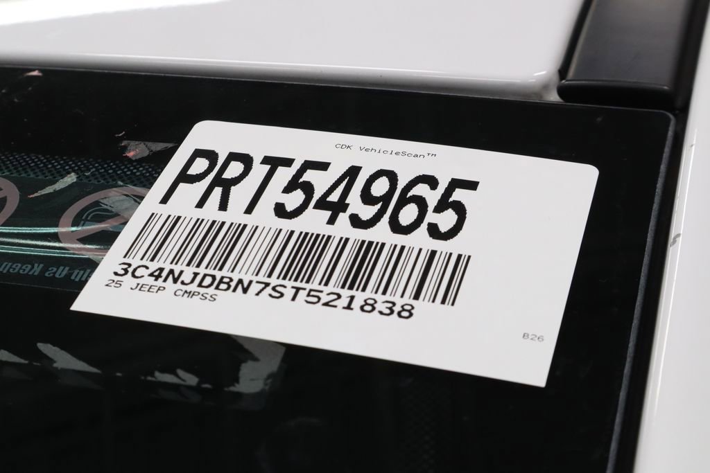 Used 2025 Jeep Compass Latitude AWD/4WD image 35