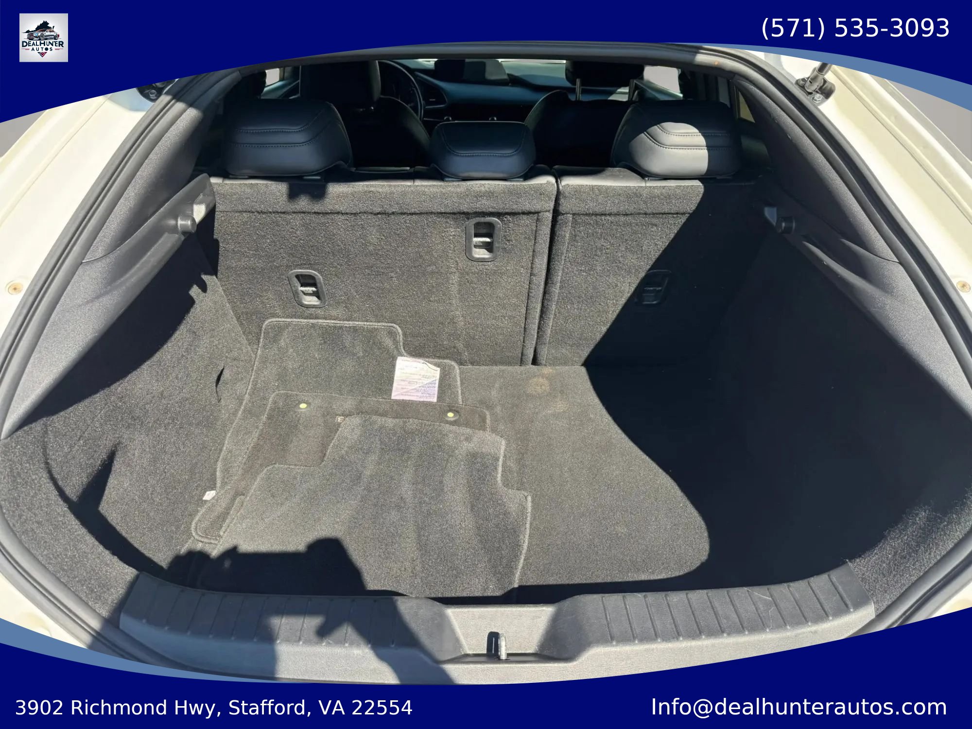 Used 2019 MAZDA MAZDA3 Hatchback FWD image 13