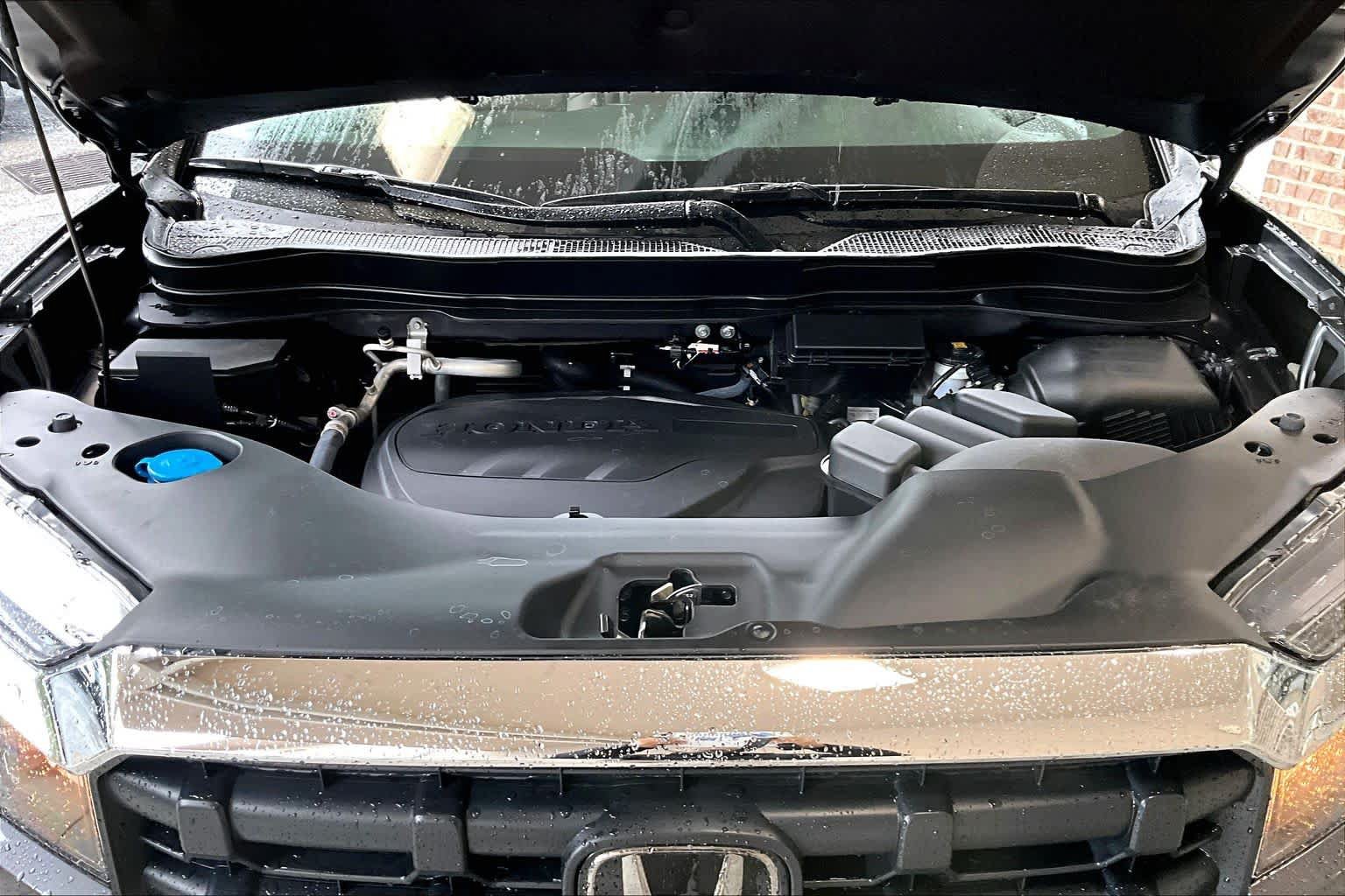 Certified 2025 Honda Ridgeline RTL image 31