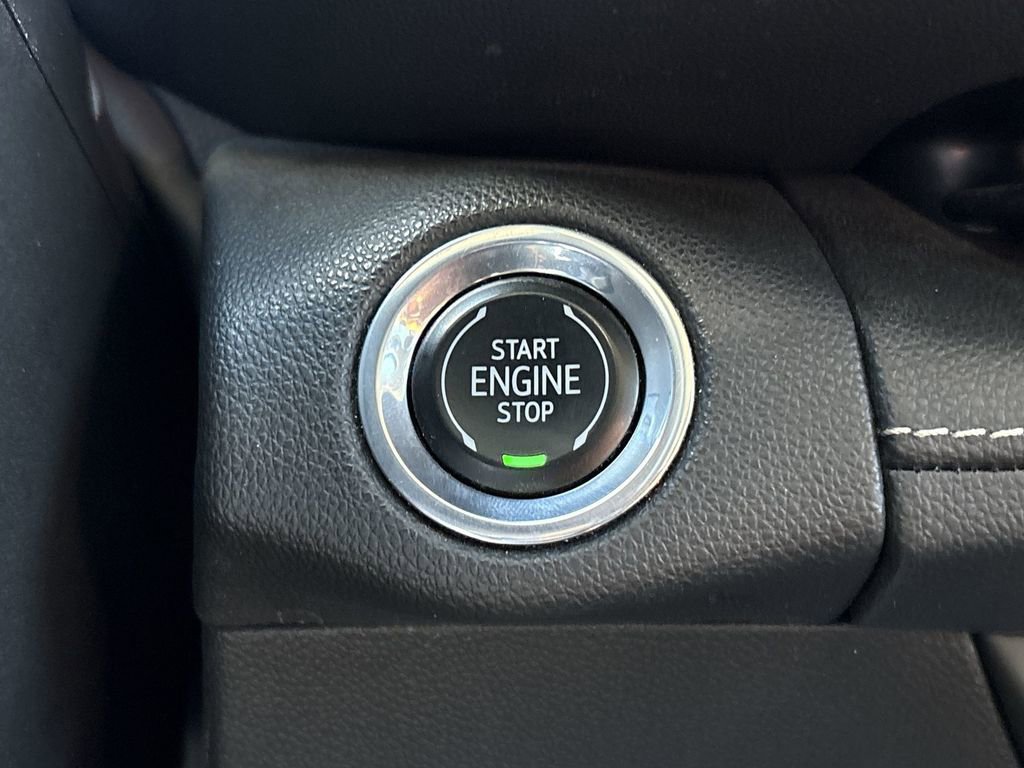 Used 2021 Buick Envision Essence image 19