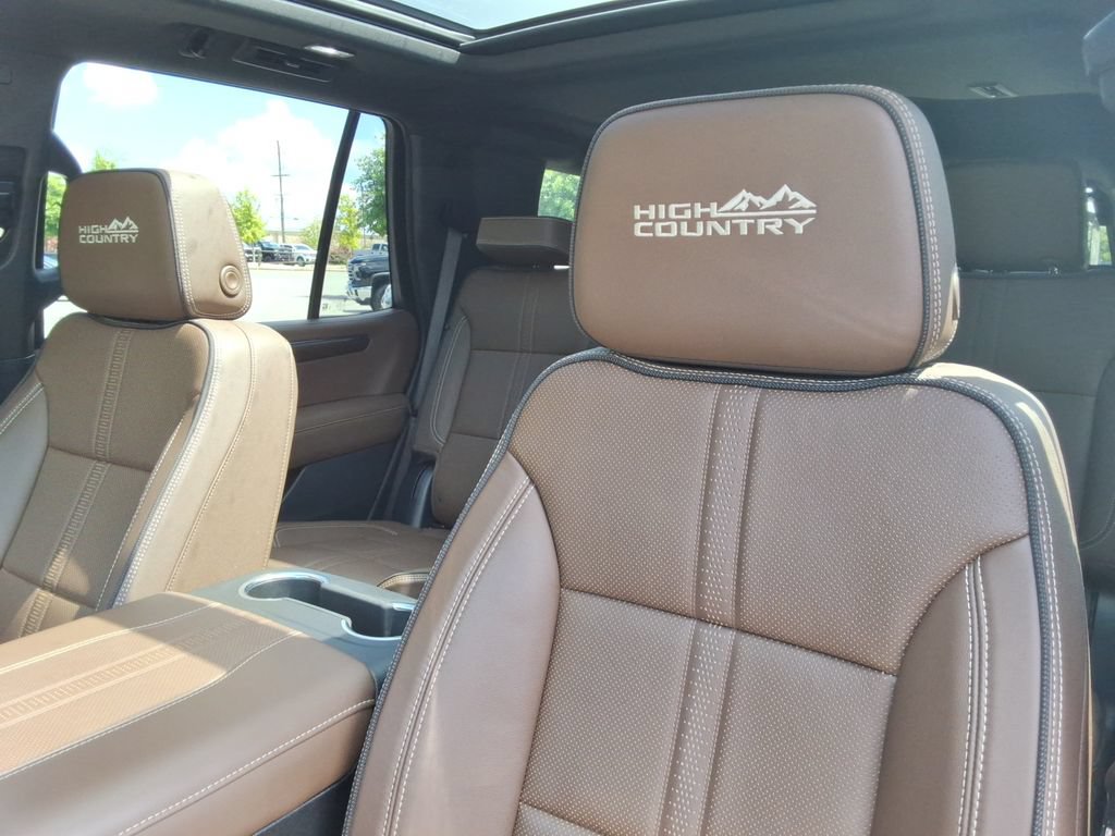 Certified 2025 Chevrolet Tahoe High Country w/ LPO, Illumination Package AWD/4WD image 25
