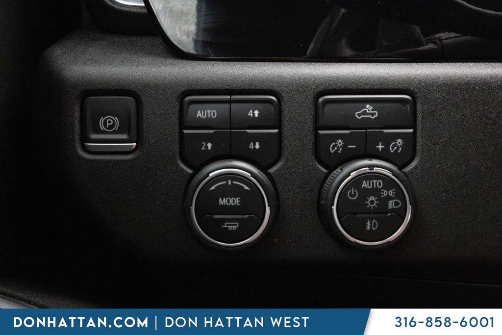 Used 2022 Chevrolet Silverado 1500 RST w/ Z71 Off-Road Package AWD/4WD image 14