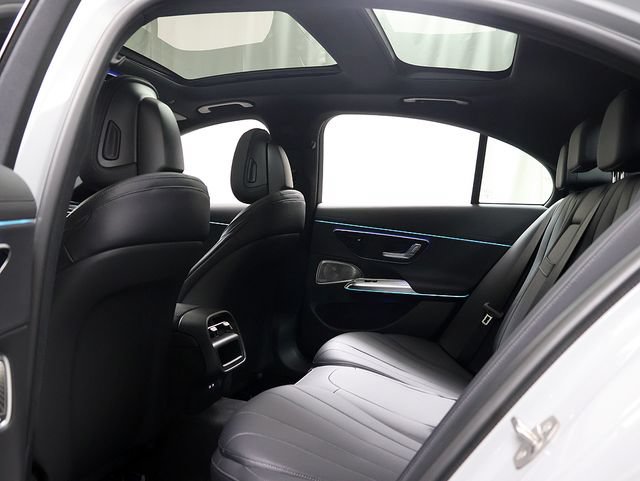 New 2027 Mercedes-Benz E 450 4MATIC Sedan image 13