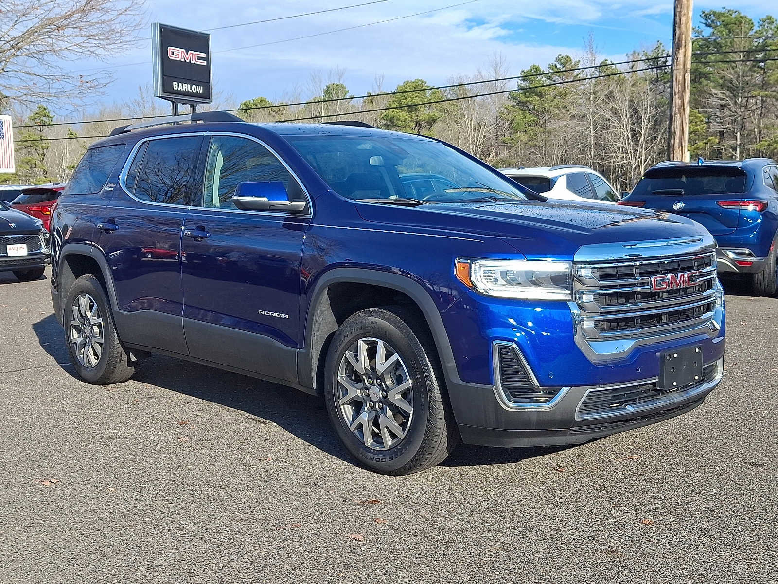 Certified 2023 GMC Acadia SLE w/ Driver Convenience Package