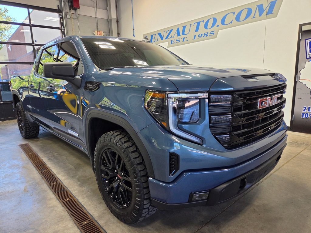 Used 2026 GMC Sierra 1500 Elevation AWD/4WD image 2