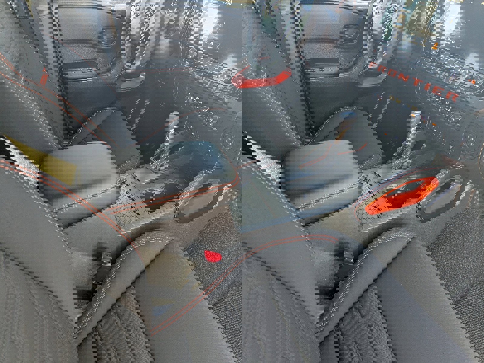 New 2026 Nissan Frontier Pro-X w/ Pro-X Convenience Package image 29