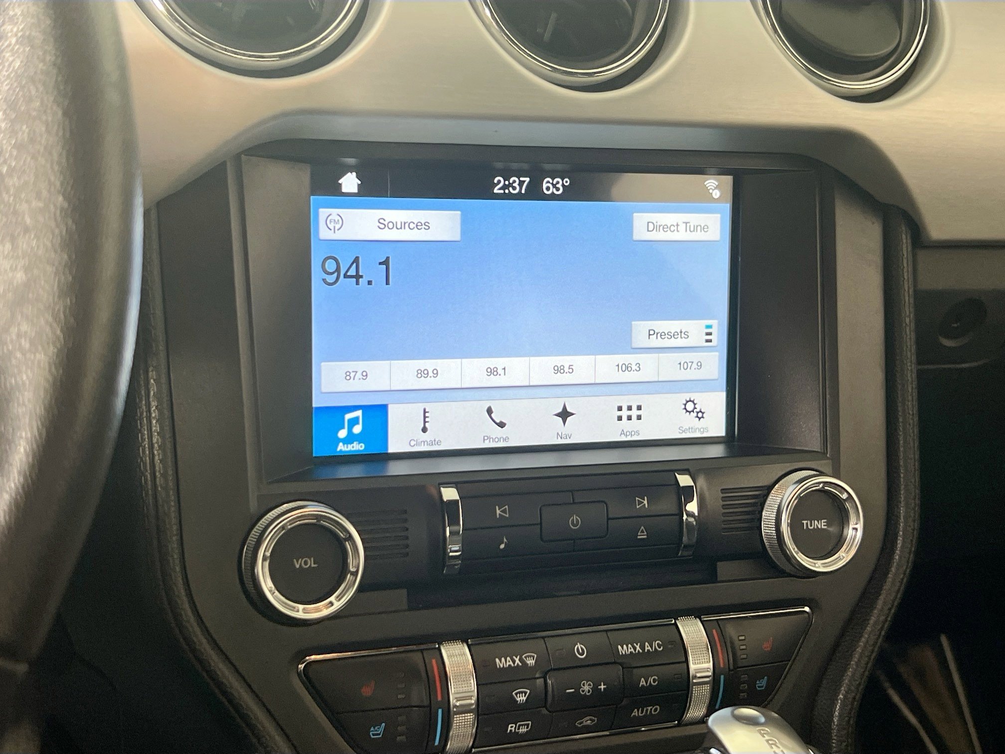 Used 2017 Ford Mustang Premium image 15