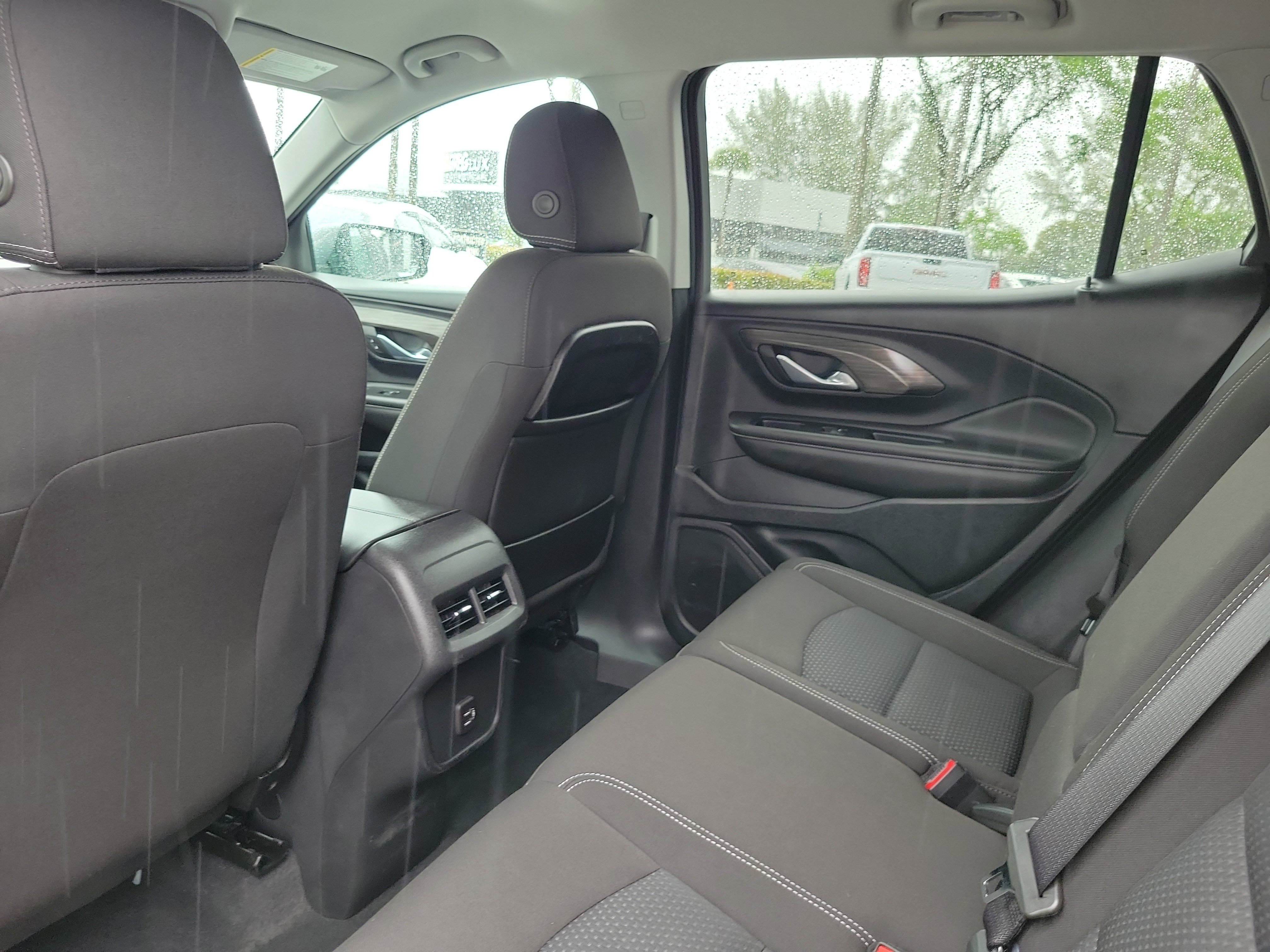 Used 2023 GMC Terrain SLE w/ Driver Convenience Package FWD image 13