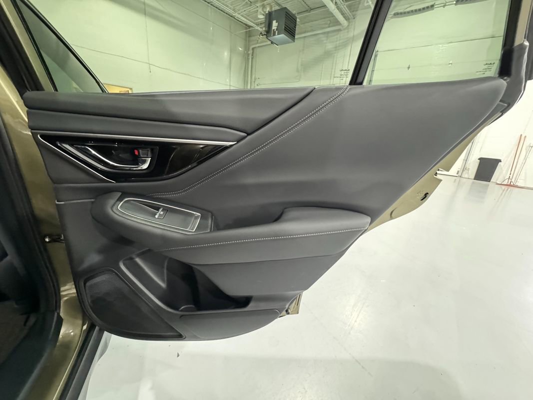 Used 2021 Subaru Outback Limited image 42