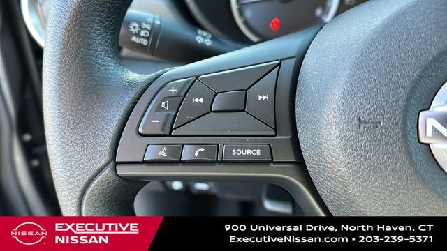 Used 2025 Nissan Versa S w/ Trunk Package image 11