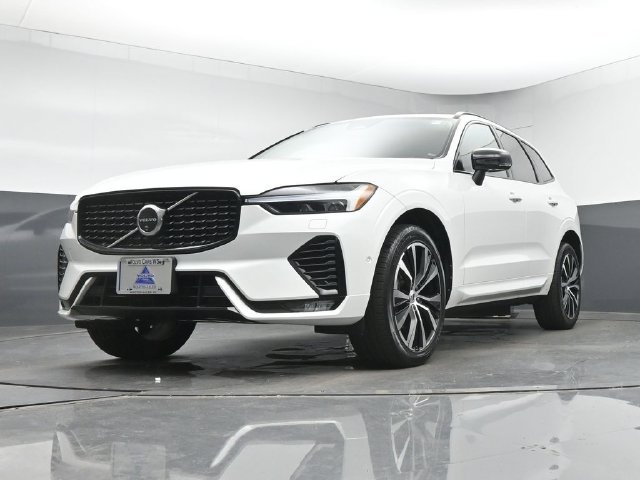 Used 2024 Volvo XC60 B5 Plus w/ Protection Package Premier AWD/4WD image 33