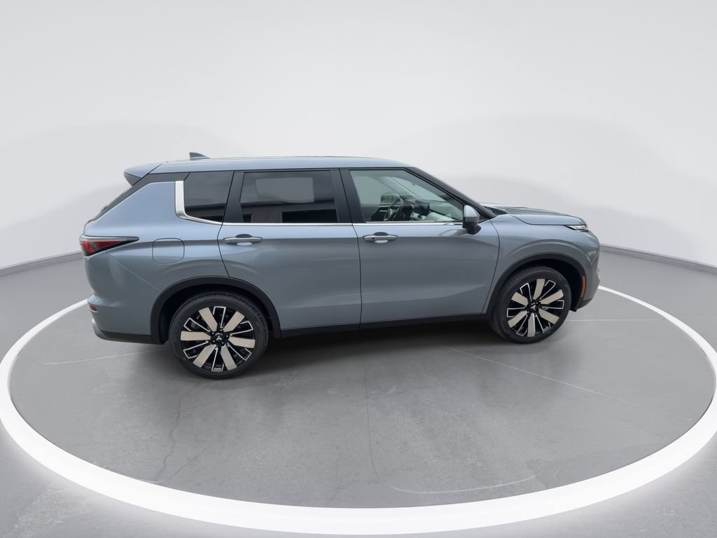 New 2026 Mitsubishi Outlander SE FWD image 9