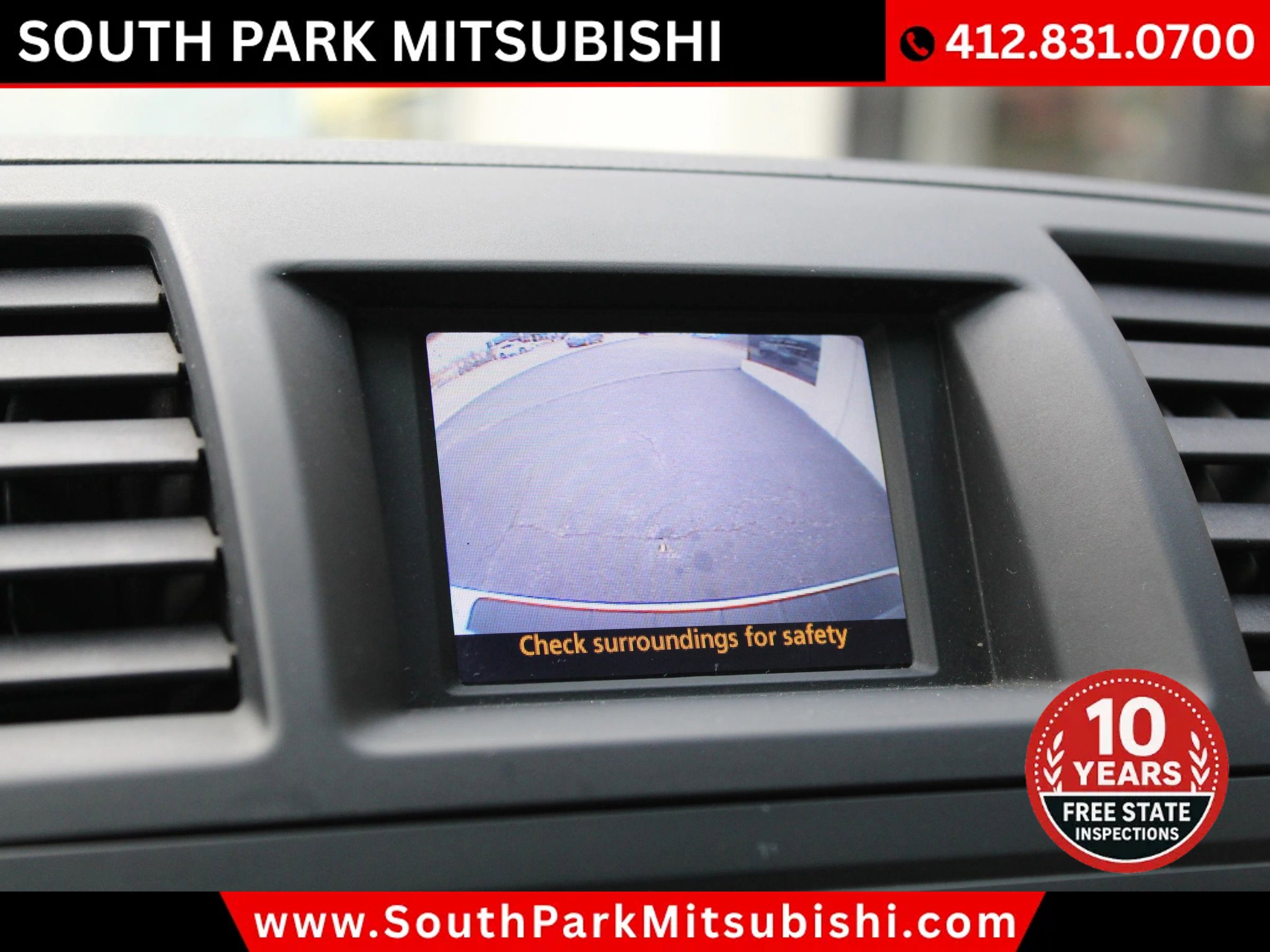 Used 2011 Toyota Highlander SE w/ Tow Pkg image 26