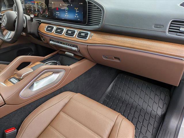 Used 2025 Mercedes-Benz GLS 450 4MATIC image 25