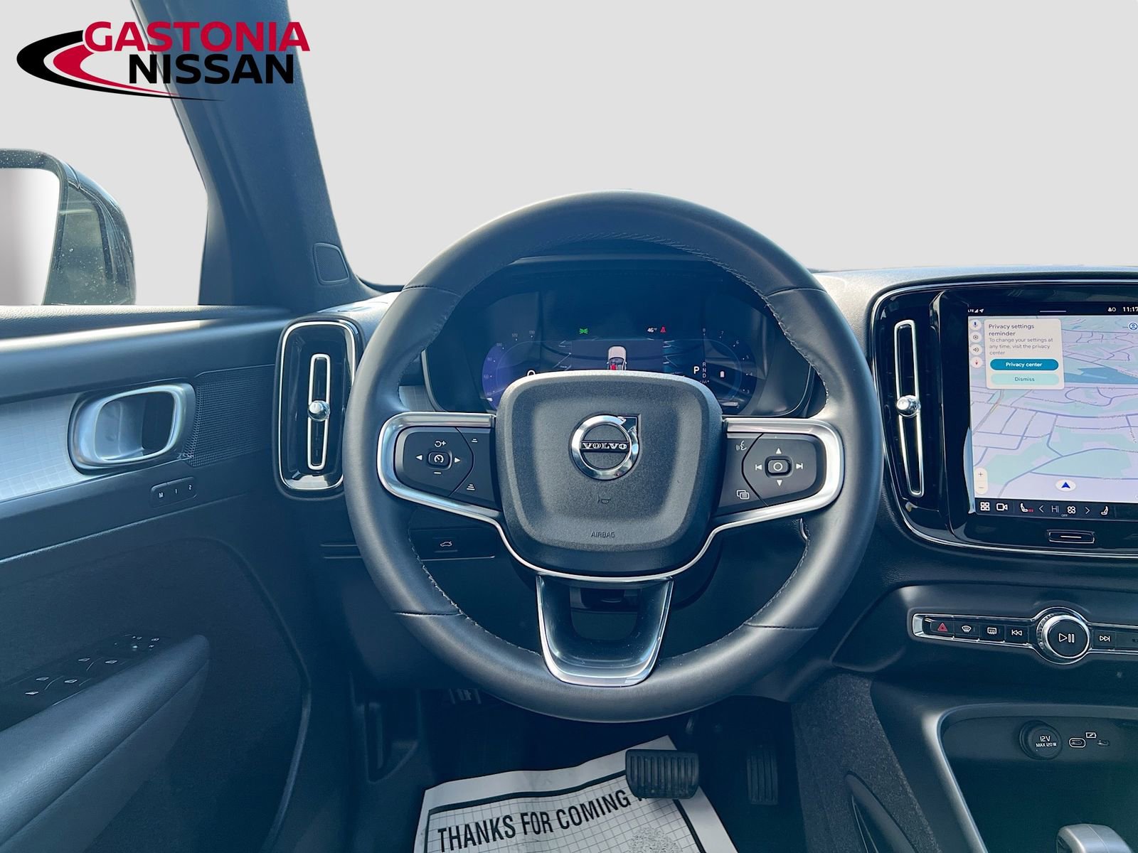 Used 2024 Volvo XC40 B5 Core image 31