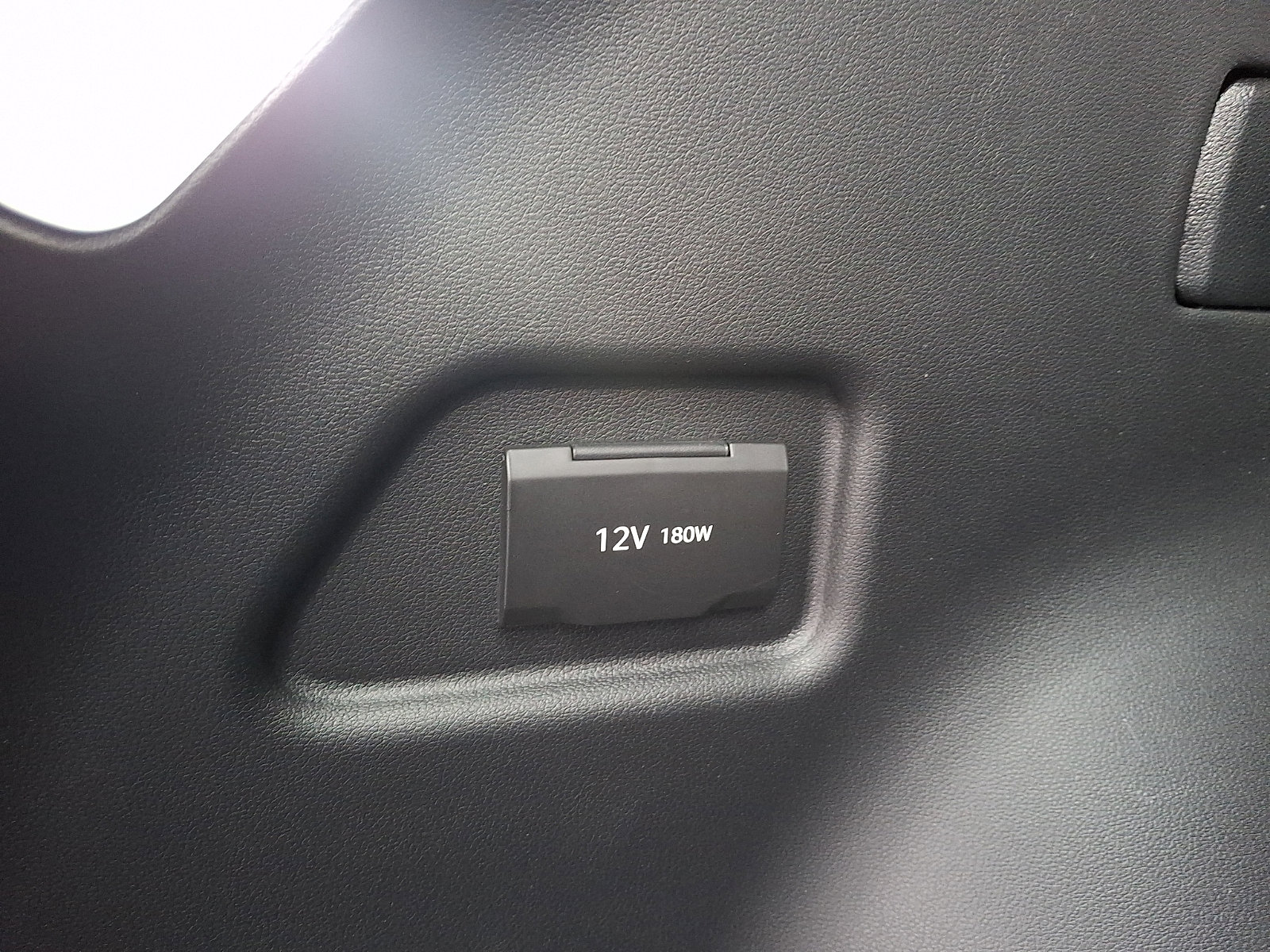 Used 2025 Hyundai Tucson SE image 29