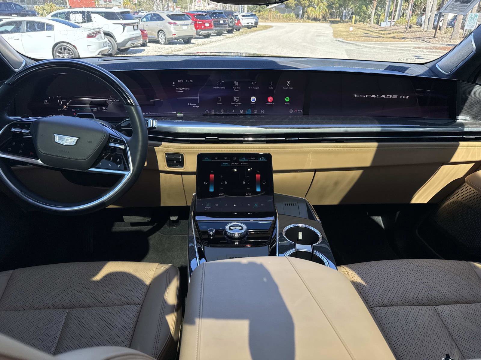 New 2025 Cadillac Escalade IQ Luxury 2 image 17