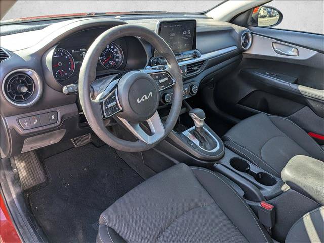 Used 2022 Kia Forte LXS w/ LXS Technology Package FWD image 9
