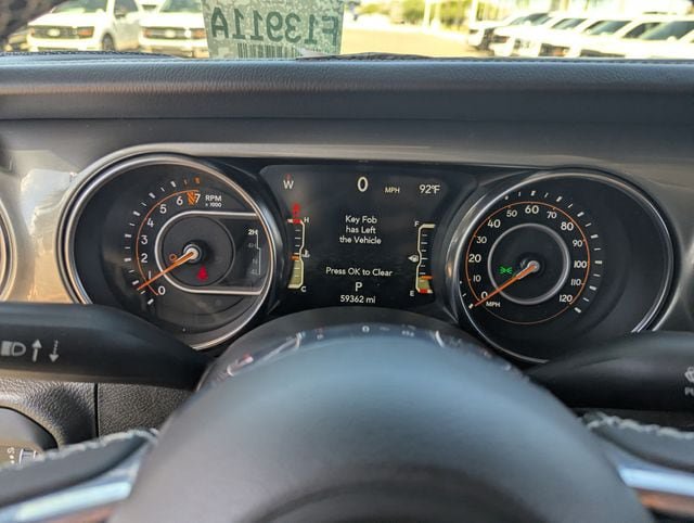 Used 2023 Jeep Gladiator Overland w/ Trailer Tow Package AWD/4WD image 36