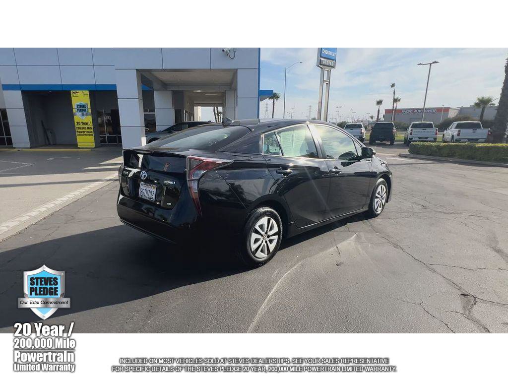 Used 2018 Toyota Prius Two image 11