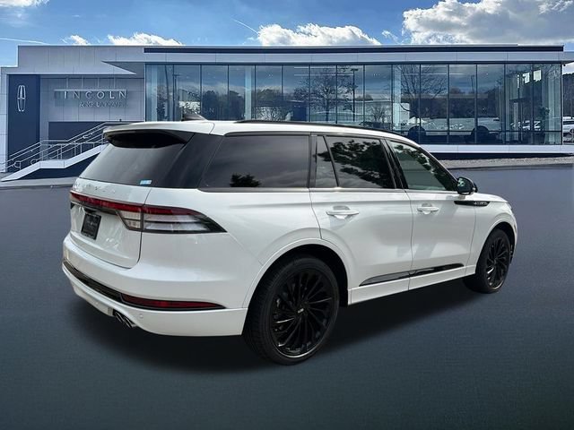 New 2026 Lincoln Aviator Reserve w/ Jet Appearance Package AWD/4WD image 8