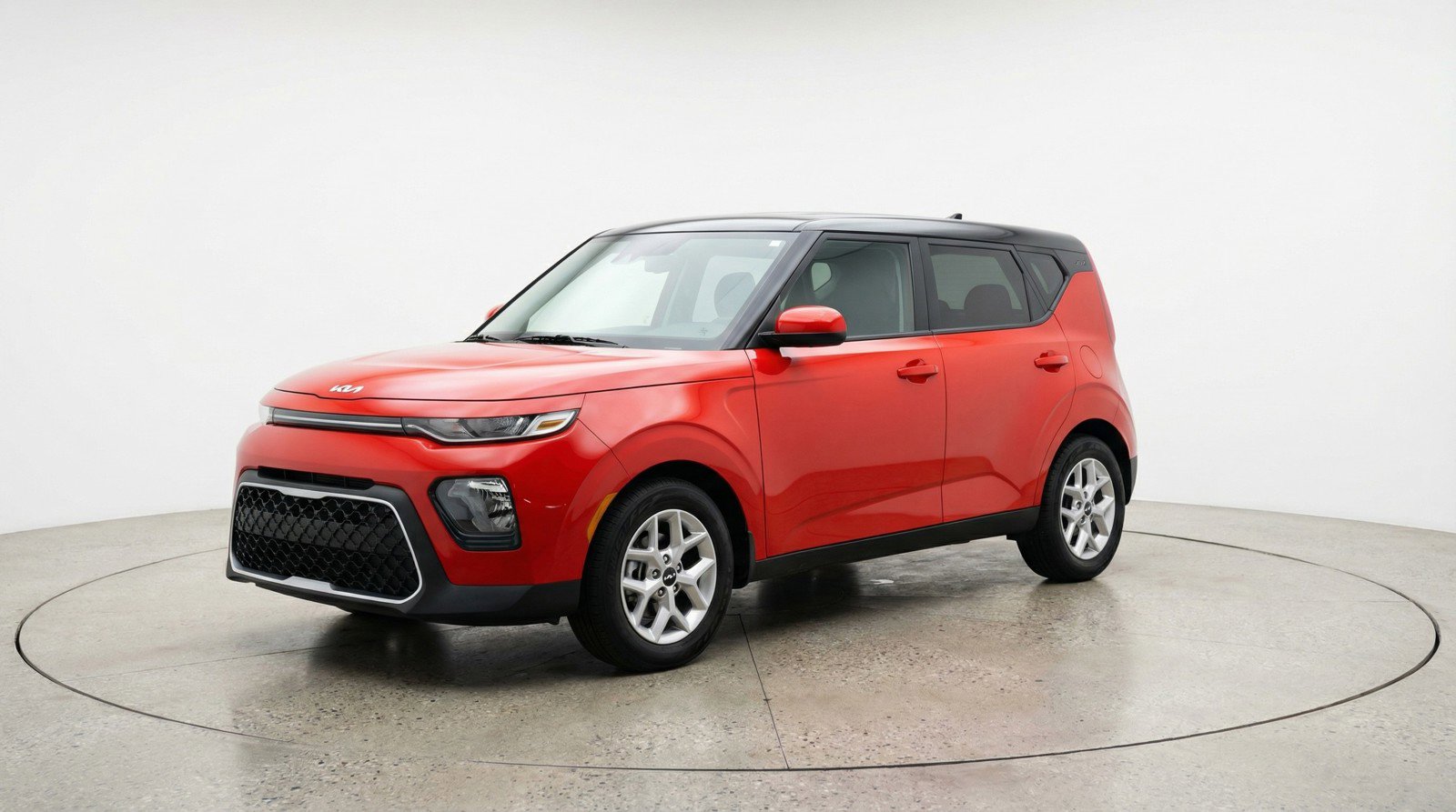 Used 2025 Kia Soul LX w/ LX Technology Package image 3