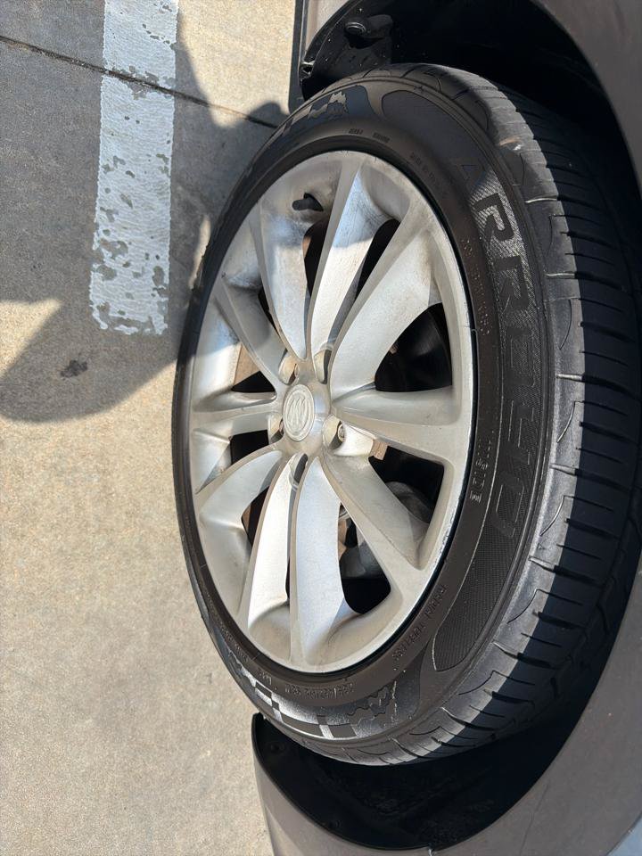 Used 2015 Buick Verano Leather FWD image 36