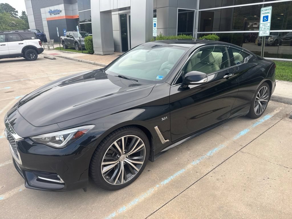 Used 2018 INFINITI Q60 3.0t Luxe w/ Sensory Package 3.0T Luxe