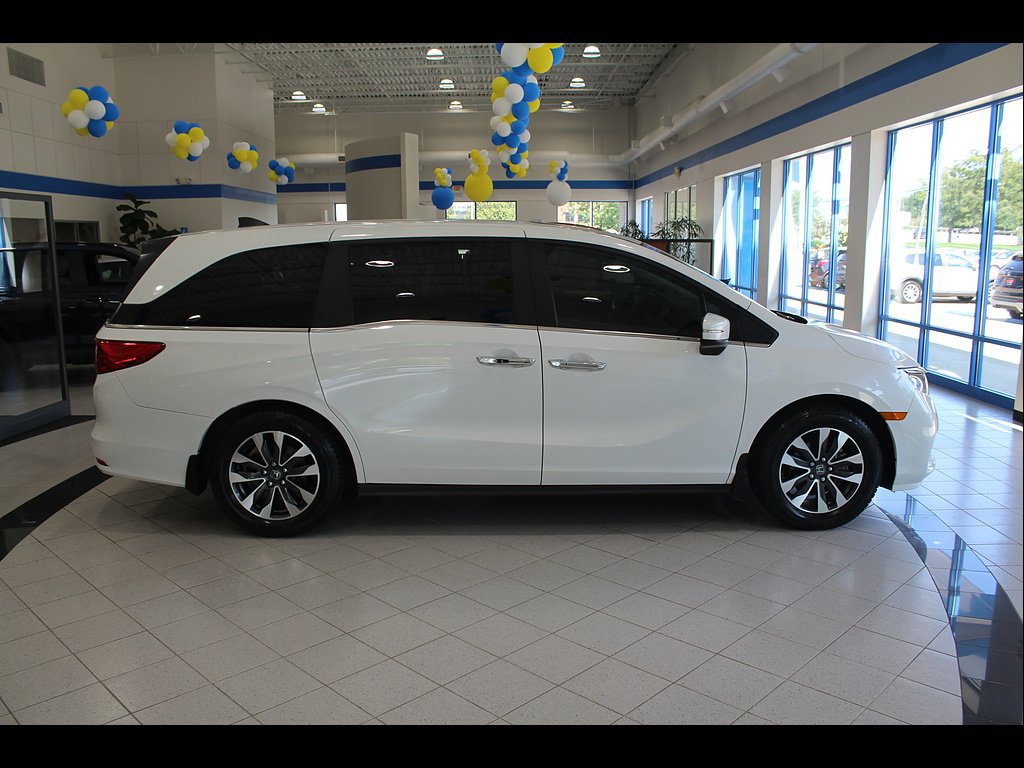 Certified 2024 Honda Odyssey EX-L image 4