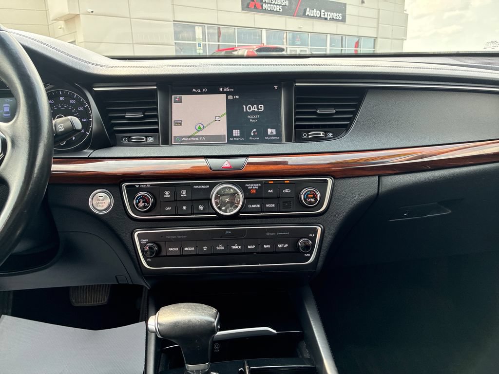 Used 2019 Kia Cadenza Technology FWD image 21
