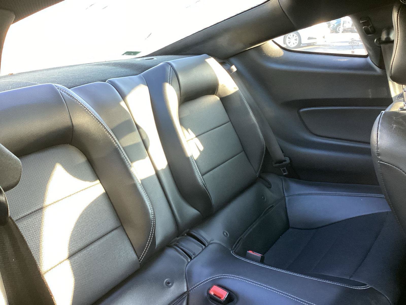 Used 2020 Ford Mustang Premium RWD image 6