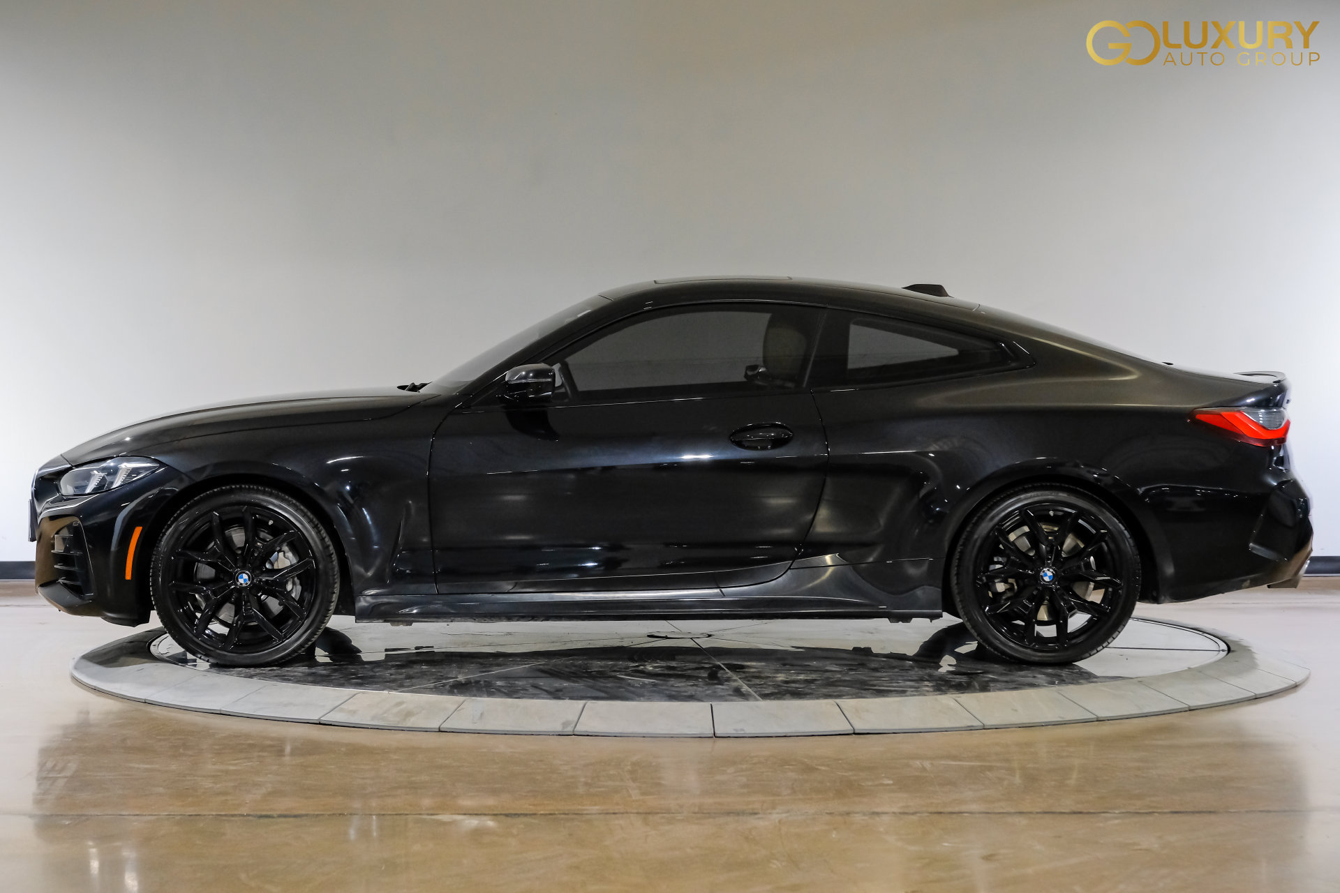 Used 2026 BMW 430i xDrive Coupe w/ M Sport Package AWD/4WD image 13