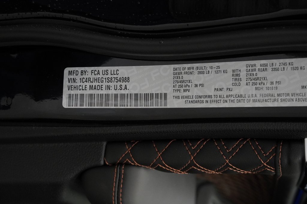 New 2025 Jeep Grand Cherokee Summit w/ Obsidian Package image 40